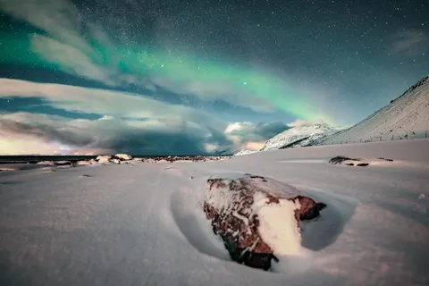 Lyngenalps: Safari en moto de nieve por las auroras boreales