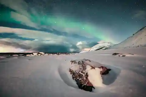Lyngenalps: Safari en moto de nieve por las auroras boreales