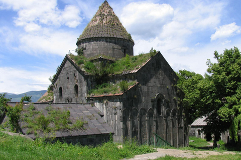 Tbilisi: Armenia Day Trip with Lake Sevan and Yerevan