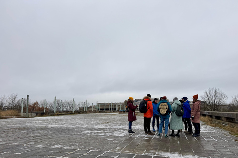 Tallinn: Kalamaja & Telliskivi Tram and Walking Tour