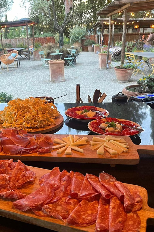 San Gimignano, Home Restaurant Luxe diner met wijn - Hizvo
