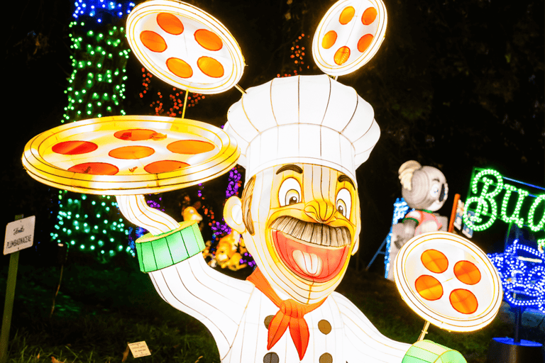 Bucarest: biglietto d'ingresso al Giardino delle Luci - Small WorldBucarest: biglietto d'ingresso al Giardino delle Luci - Fine settimana