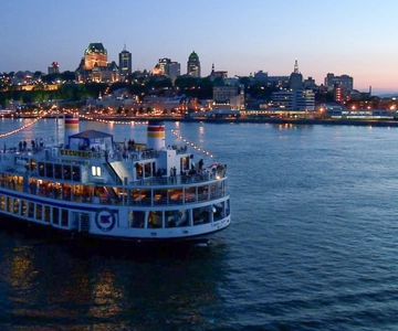 Québec City: Evening Cocktail Cruise with Live DJ
