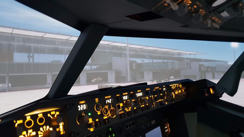 Flight simulator Boeing 737-800NG in Igualada (Barcelona)