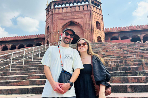 Delhi: Guided Shopping Tour Experience with Female Expert Exclusive Full-Day Shopping Tour with Female Expert Guide