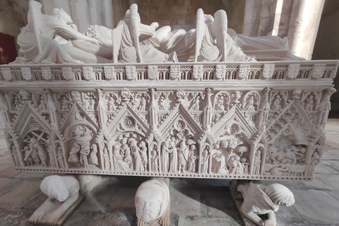 From Lisbon: Medieval Tour, Batalha, Tomar, Alcobaça, Óbidos Private Tour Option