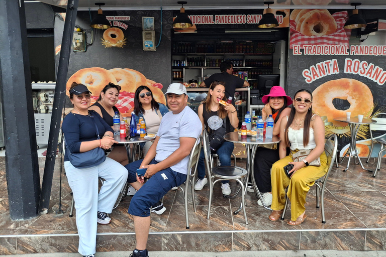 Medellín: tour privato delle Comunità 13 e 3 con funiviaMedellín: tour privato dei quartieri 13 e 3 con funivia