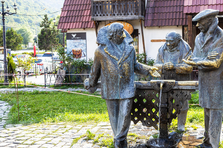 Tbilisi: Armenia Day Trip with Lake Sevan and Yerevan