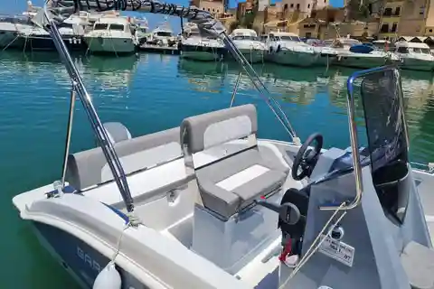 Rent a boat half day August2024 in Castellammaredelgolfo Q19