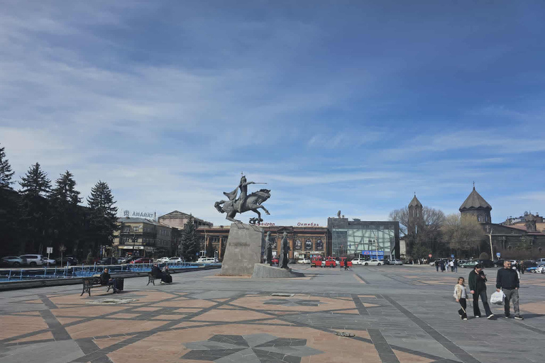 Yerevan: Gyumri & Harichavank Monastery Private Day Trip