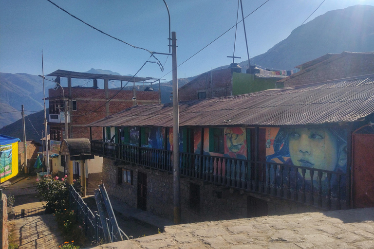 LIMA: ROTA DE TREKKING DE DIA INTEIRO EM MARCAHUASI