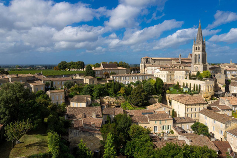 Half day in Pomerol and Saint-Émilion in 2cv