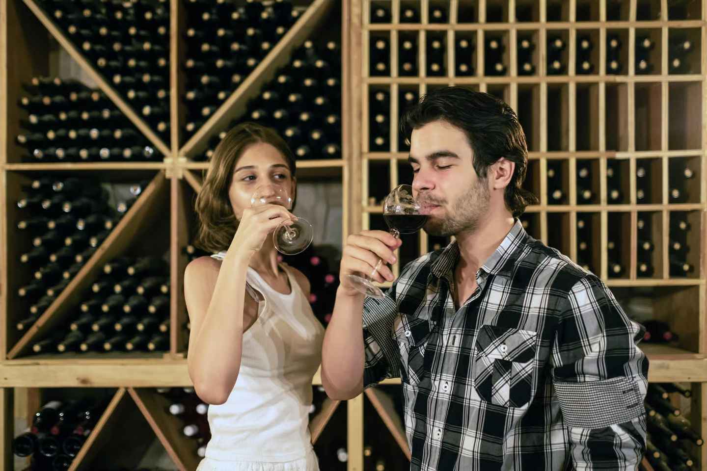 Yerevan: Tatev-Tagesausflug mit Shaki-Wasserfall & Weinprobe