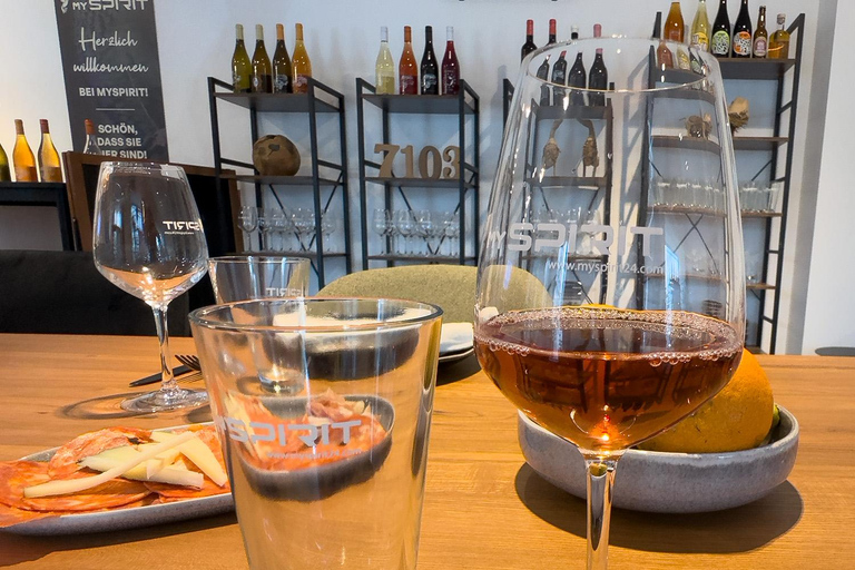 Neu-Ulm: Mallorcan wine or gin tasting with snacks Mallorcan gin tasting with snacks