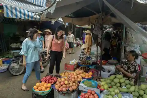 Saigon ongezien: Cultuur, koffie & verborgen plekjes SCOOTER Tour