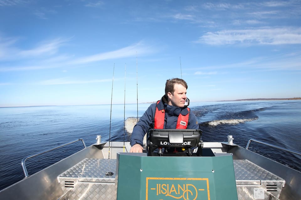 Family-friendly Boat Fishing Trip in Ii