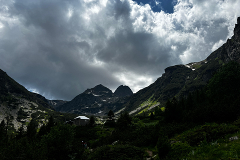 Montagne Rila - refuge de Malyovitsa, excursion d&#039;une journée en petit groupe au départ de SofiaExcursion d&#039;une journée de Sofia à la montagne de Rila (refuge Malyovitsa)