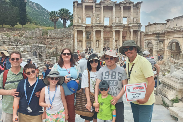 Excursiones a Éfeso y la Casa de la Virgen María desde el puerto İZMİRRecorridos por Éfeso y la Casa de la Virgen María desde el puerto de İZMİR