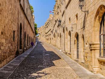 From Lindos: Rhodes Old Town trip with free time to explore
