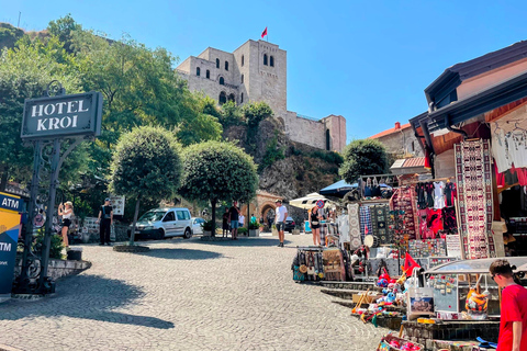 豪华路虎克鲁亚城堡与老集市一日游克鲁亚城堡与老集市豪华路虎每日观光之旅