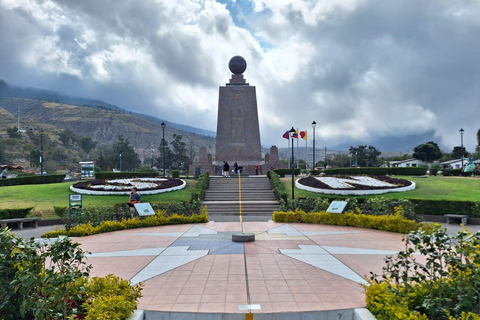 Vanuit Quito: Hele dag Mitad del Mundo en omgeving