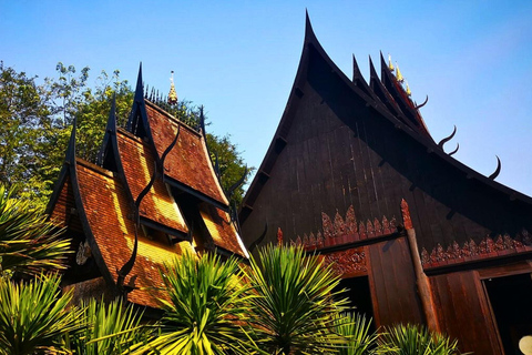 Ganztag Chiang Rai 3 Tempel, Goldenes Dreieck &amp; Bootsfahrt