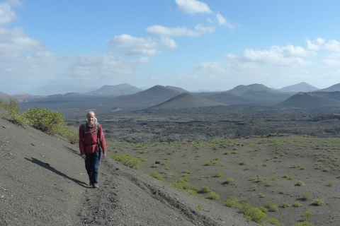 Lanzarote: 4 h de senderismo volcánico con desplazamientos