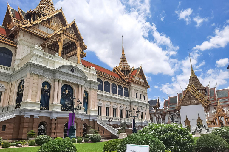 Bangkok: visita guiada a pie por el Gran Palacio y Wat Phra KaewTour en grupo pequeño