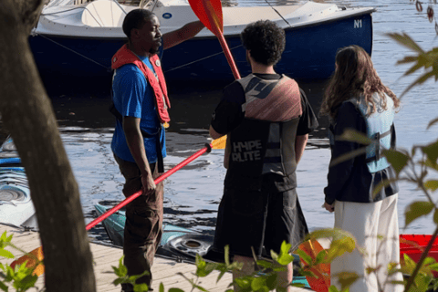 Montreal: Rabaska Canoe & Canal Discovery Tour