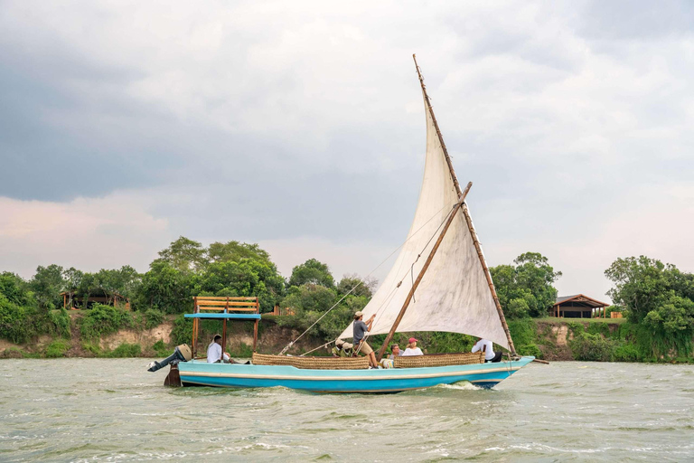 Entebbe : Safari de luxe dans le parc national Queen Elizabeth