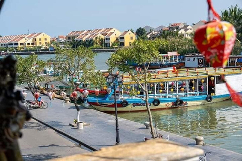 Hoi An Private Lantern Cruise by Romantic Sunset/Night HoiAn Lantern Cruise Private/Sunset/Sunrise/Lighting Lantern