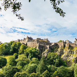 Edinburgh: Edinburgh Castle Guided History Tour with Tickets