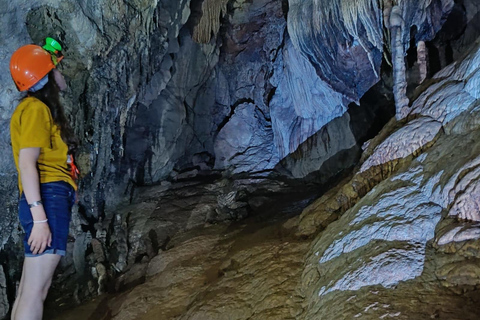 Krabi: Explora la Cueva de Tham Khlang y la Aventura de la Laguna Azul