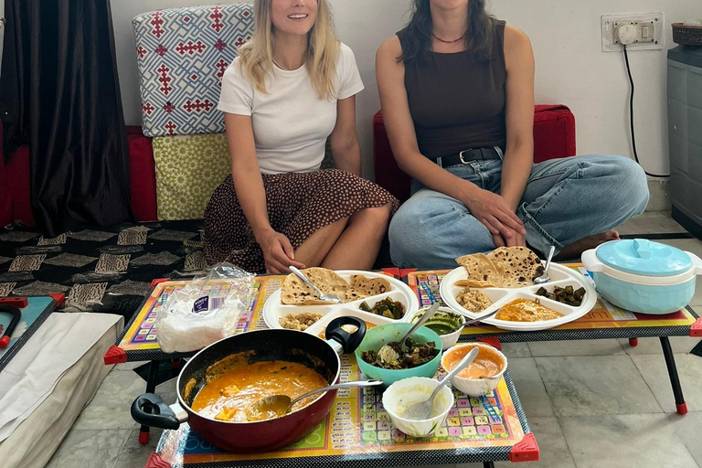 Mumbai: Hands-On Indian Cooking & Masala Chai Experience