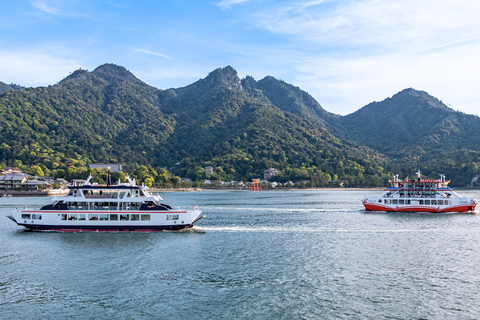 Hiroshima & Miyajima: Private Day Trip with Hotel Pickup