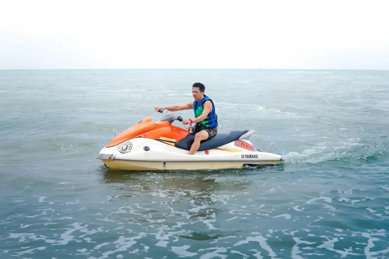 Penang: Batu Ferringhi Beach Jet Ski Experience