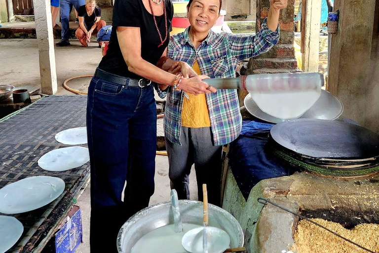 Hoi An: My Son Sanctuary Tour with Sunset Cruise Boat Ride