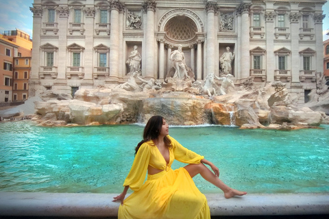 Rome: Private Photoshoot at the Trevi Fountain Private Photoshoot at the Trevi Fountain (24-Hour Delivery)