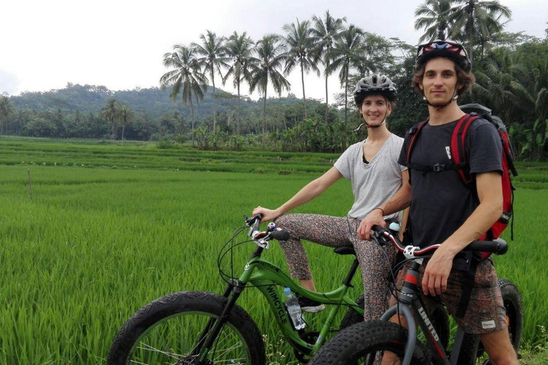 Borobudur tample, Cycling & Elo River Rafting Tour