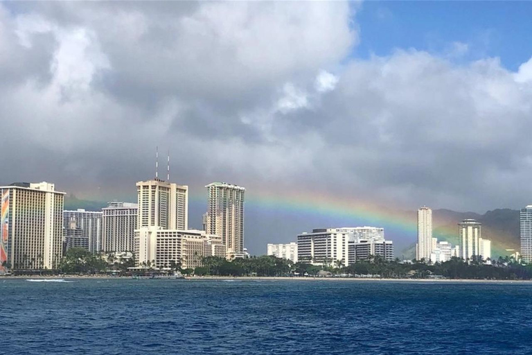 Oahu Hawaii: Honolulu Sailing Tour Oahu Hawaii: Honolulu Sailing Tour with hotel pickup