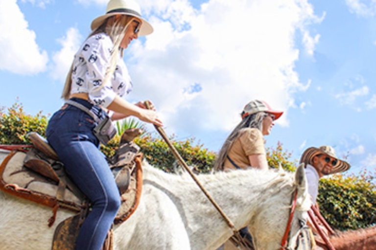 Medellin : Visite guidée à cheval dans la nature