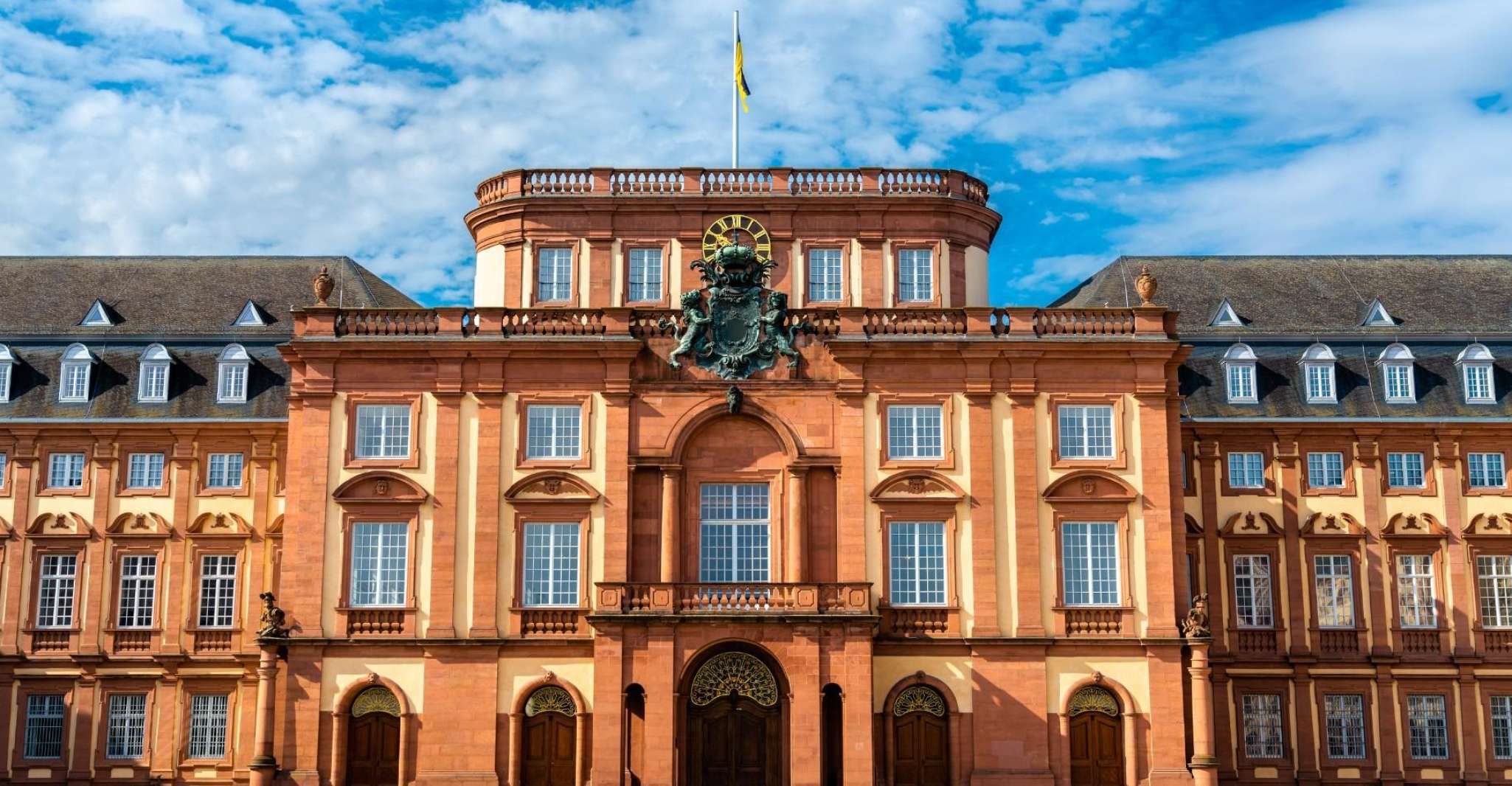 Self-guided city rally / scavenger hunt Mannheim in German - Housity