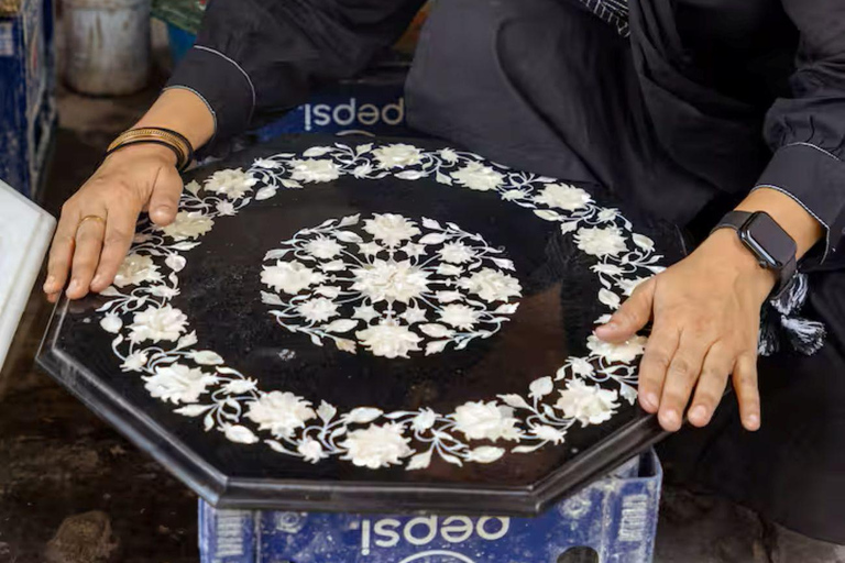 جولة في حرفيي التراث في أغرا مع إطلالة أيقونيةجولة بدون تذاكر دخول إلى الآثار - ادفع عند الدخول