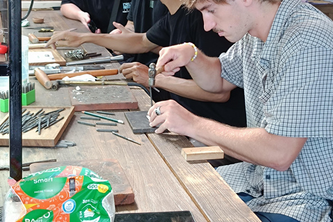 Bali: Laboratorio di creazione di gioielli in argento a Uluwatu con Creazione03:00 PM