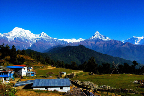 De Pokhara: Trekking econômico de 2 dias no acampamento australiano