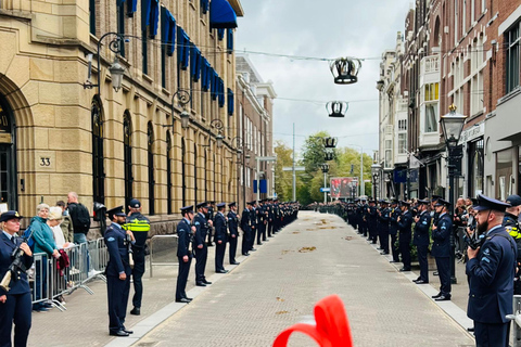 The Hague: Prinsjesdag Guided Walking Tour with Snack