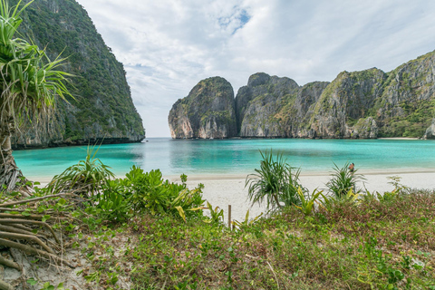 Phuket : Excursion de luxe d&#039;une journée aux îles Phi Phi