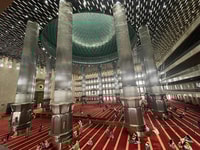 Jakarta, Private Half-Day Tour Somet de Jakarta - Housity