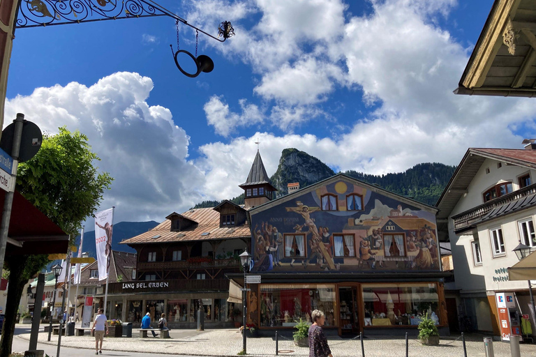 Munich: Neuschwanstein Castle Chinese Day Tour Ticket to Neuschwanstein Castle Included