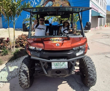 Nassau: 6-Seater Beach Buggy Rental